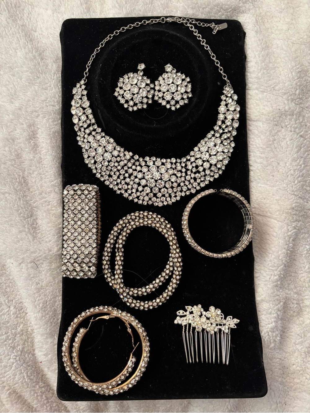 Silver crystal jewelry set